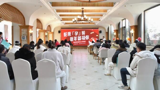 <a href='http://www.cuzhaopin.cn/' target='_blank'><u>徐州仁慈醫(yī)院</u></a>