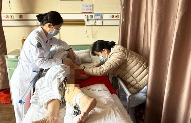<a href='http://www.cuzhaopin.cn/' target='_blank'><u>徐州仁慈醫(yī)院</u></a>